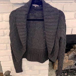 Vince cropped sweater - Gray color Material: 30% Alpaca, 30% Wool, 40% Cashmere